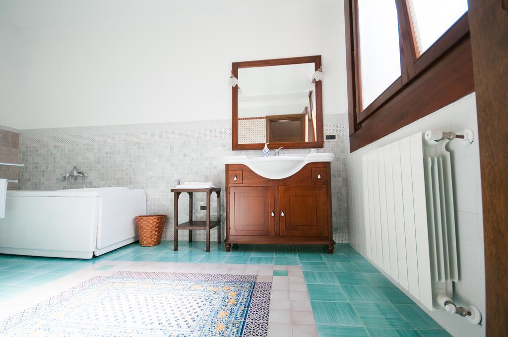 מרטינה פרנקה Suite Positano חדר תמונה